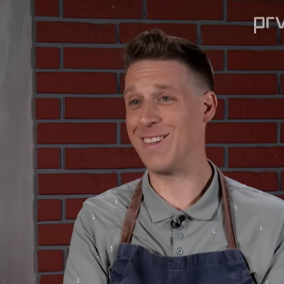 Marko je odrastao u Americi, a onda je došao u Srbiju da nađe DEVOJKU: Pred učešće u "MasterChefu" stao je na "LUDI KAMEN"! (VIDEO)